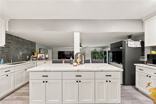 11574 Doverwood Drive, Riverside, CA 92505