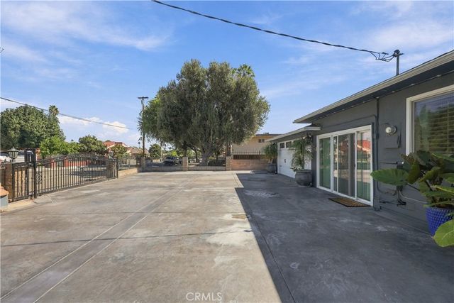 11574 Doverwood Drive, Riverside, CA 92505