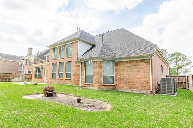3007 Smokey Hollow Dr, Houston, TX 77068