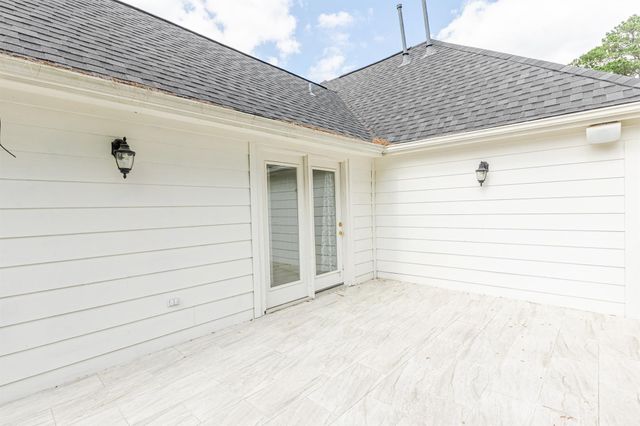 3007 Smokey Hollow Dr, Houston, TX 77068