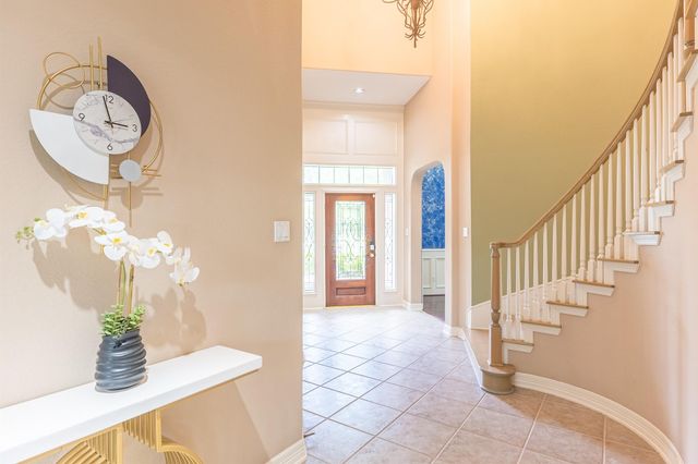 3007 Smokey Hollow Dr, Houston, TX 77068