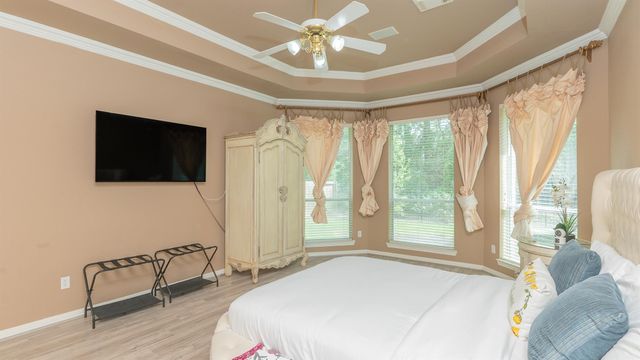 3007 Smokey Hollow Dr, Houston, TX 77068
