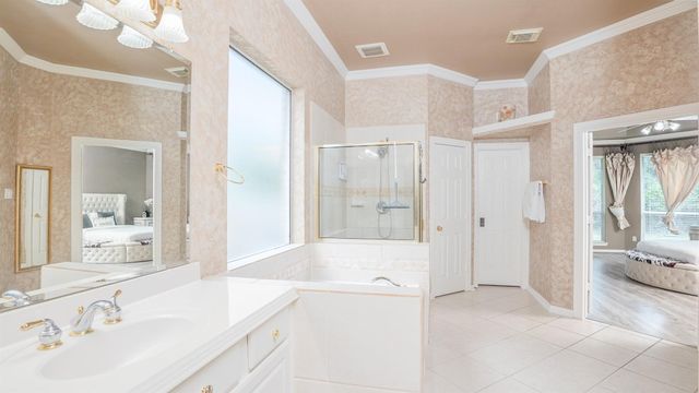 3007 Smokey Hollow Dr, Houston, TX 77068