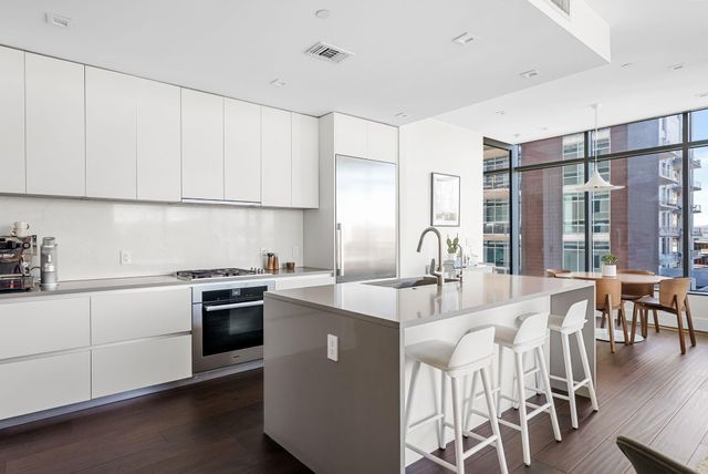 501 West Ave 704, Austin, TX 78701