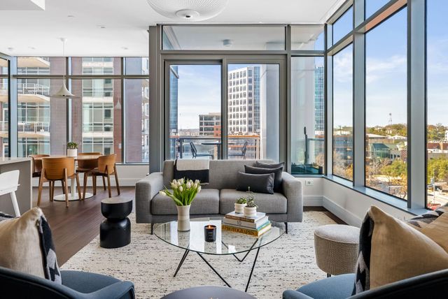 501 West Ave 704, Austin, TX 78701