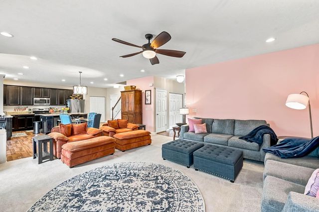 60 Carolyn Lane, Delaware, OH 43015
