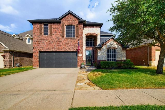 1906 Fountain Wood Drive, Euless, TX 76039