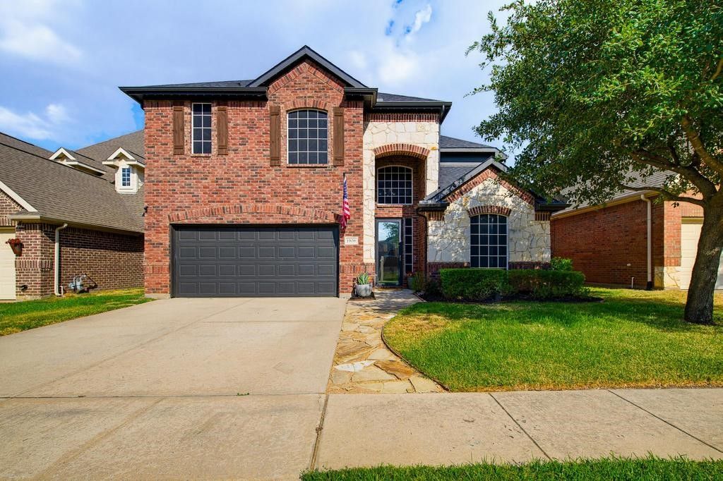 1906 Fountain Wood Drive, Euless, TX 76039 — photo 3