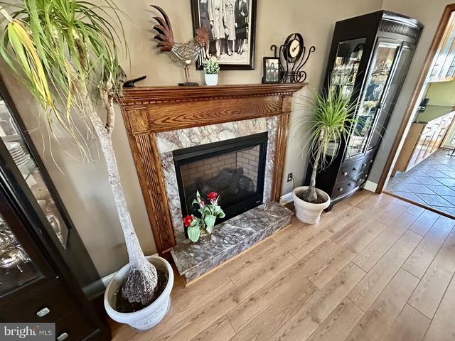 82 TENSAW DR, Browns Mills, NJ 08015