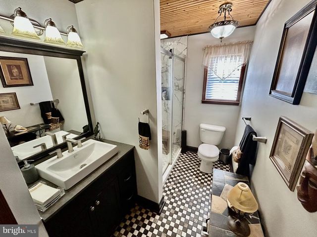 82 TENSAW DR, Browns Mills, NJ 08015