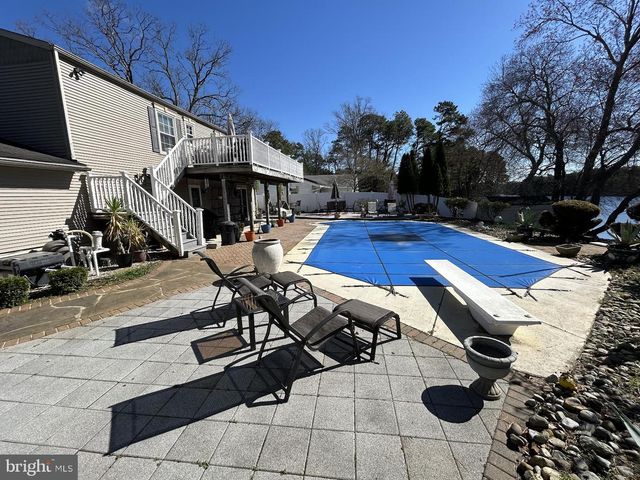 82 TENSAW DR, Browns Mills, NJ 08015
