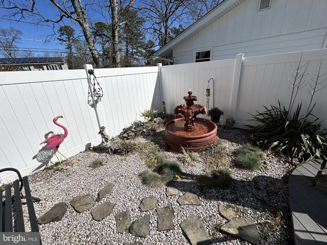 82 TENSAW DR, Browns Mills, NJ 08015