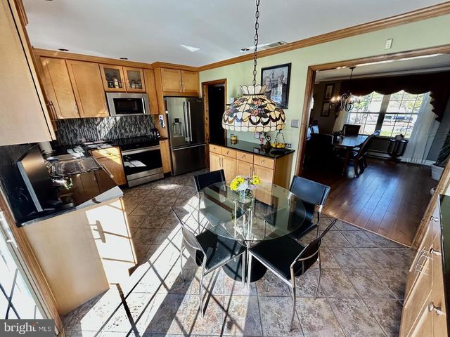 82 TENSAW DR, Browns Mills, NJ 08015