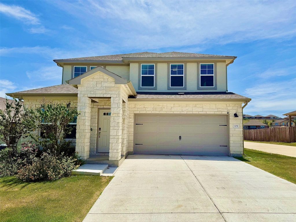 379 El Capitan LOOP, Dripping Springs, TX 78620