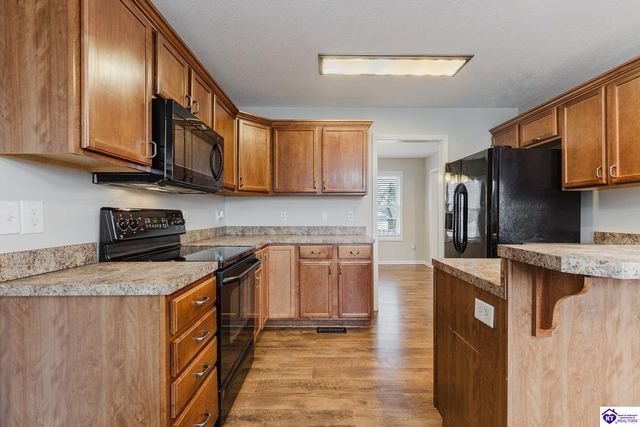 212 Berkshire Avenue, Rineyville, KY 40162