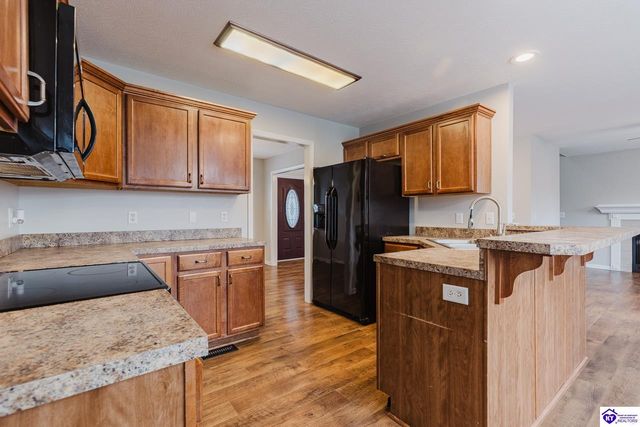 212 Berkshire Avenue, Rineyville, KY 40162