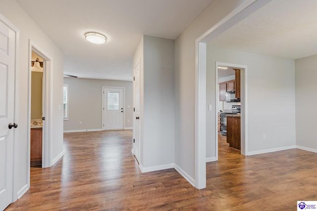 212 Berkshire Avenue, Rineyville, KY 40162