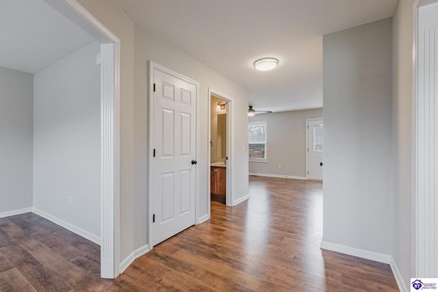 212 Berkshire Avenue, Rineyville, KY 40162