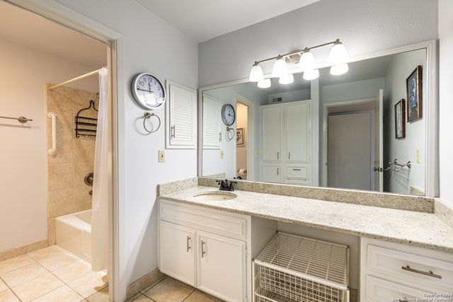 7500 Callaghan Rd Apt 135, San Antonio, TX 78229