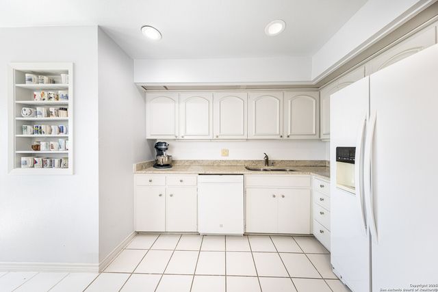 7500 Callaghan Rd Apt 135, San Antonio, TX 78229