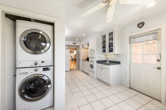 7500 Callaghan Rd Apt 135, San Antonio, TX 78229