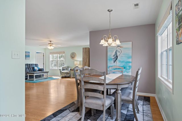 500 Windsong S, Swansboro, NC 28584