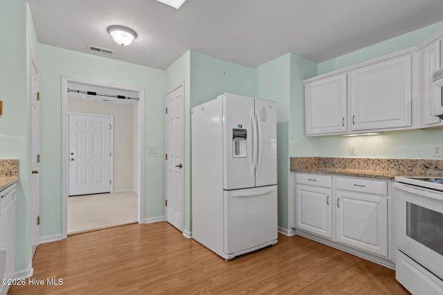 500 Windsong S, Swansboro, NC 28584