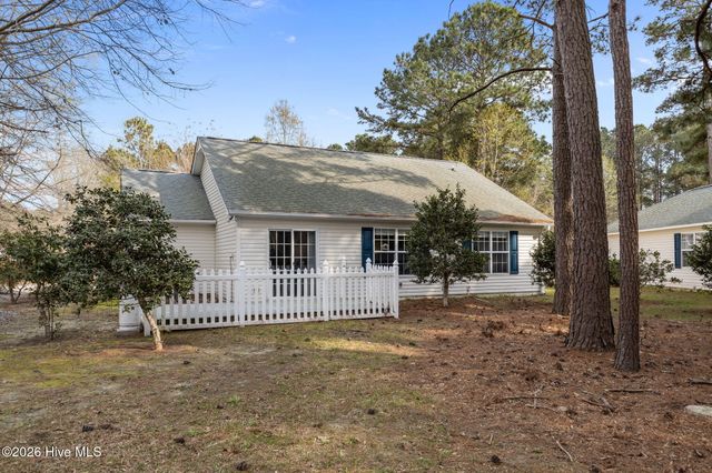 500 Windsong S, Swansboro, NC 28584