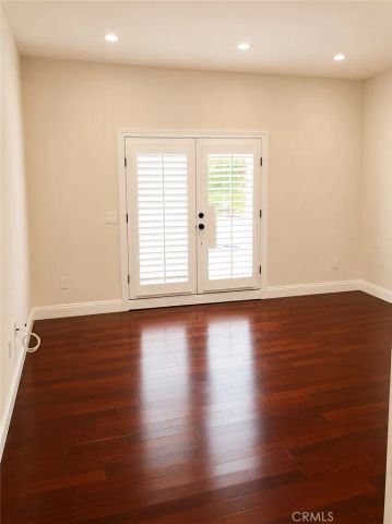 18048 Karen, Encino, CA 91316