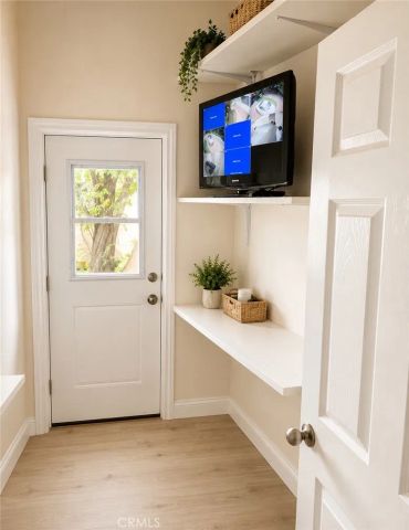18048 Karen, Encino, CA 91316