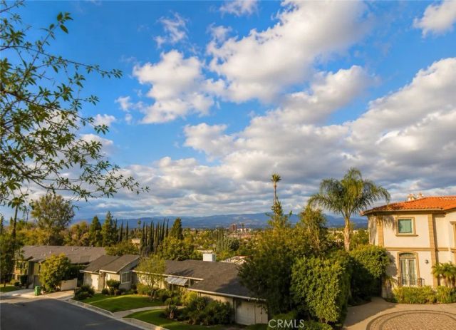 18048 Karen, Encino, CA 91316
