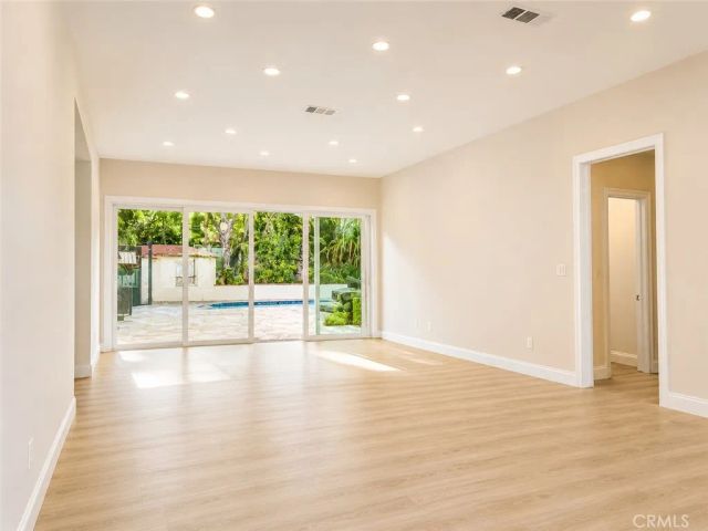 18048 Karen, Encino, CA 91316