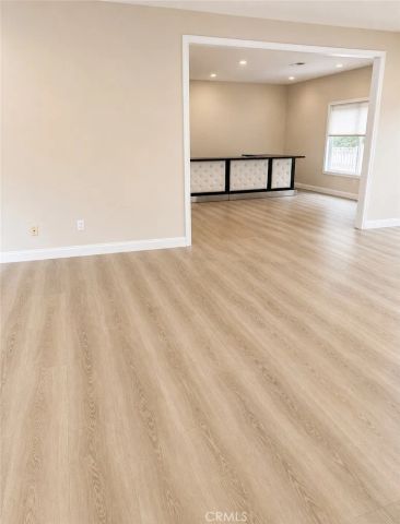 18048 Karen, Encino, CA 91316