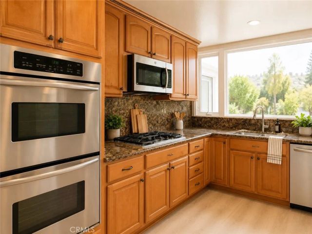 18048 Karen, Encino, CA 91316