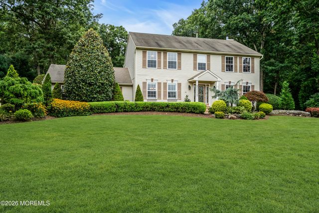10 Cottonwood Drive, Jackson, NJ 08527