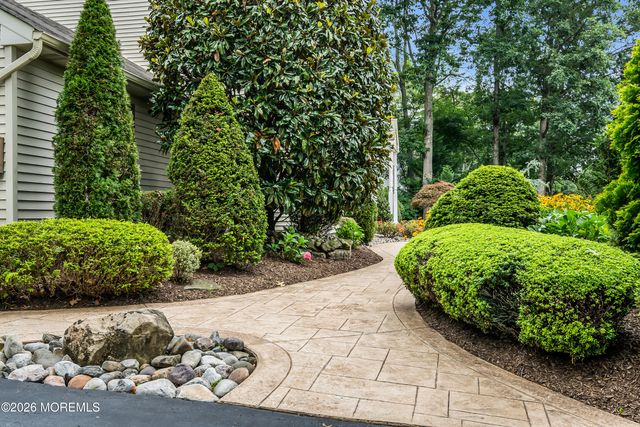 10 Cottonwood Drive, Jackson, NJ 08527