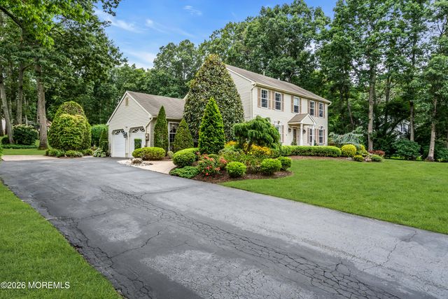 10 Cottonwood Drive, Jackson, NJ 08527