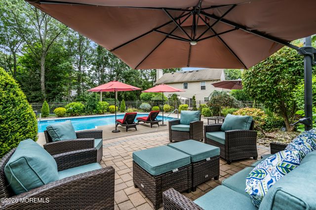 10 Cottonwood Drive, Jackson, NJ 08527