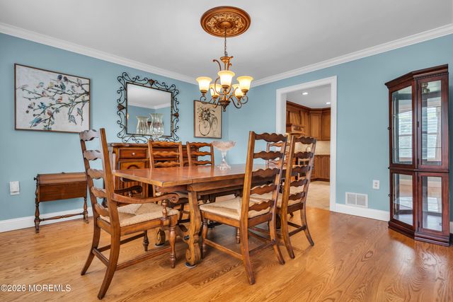 10 Cottonwood Drive, Jackson, NJ 08527