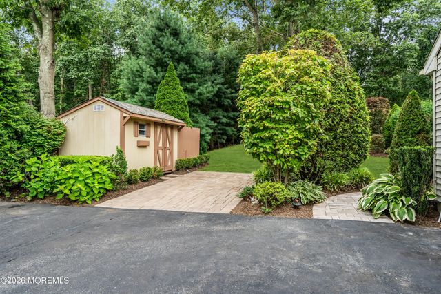 10 Cottonwood Drive, Jackson, NJ 08527