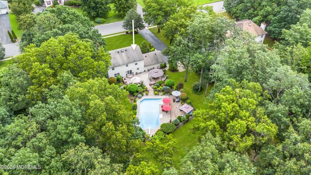 10 Cottonwood Drive, Jackson, NJ 08527