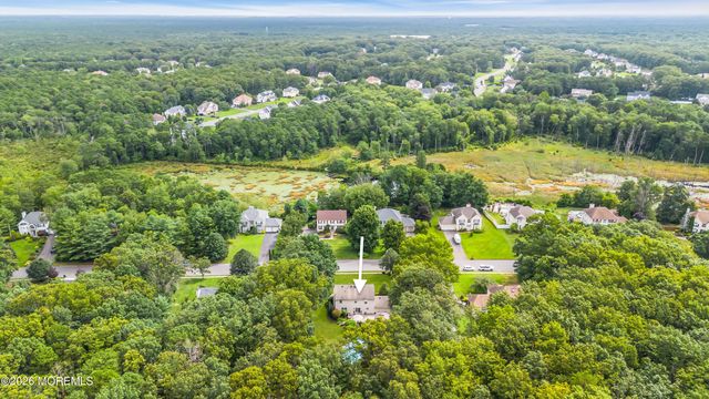 10 Cottonwood Drive, Jackson, NJ 08527