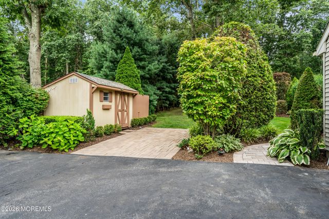 10 Cottonwood Drive, Jackson, NJ 08527