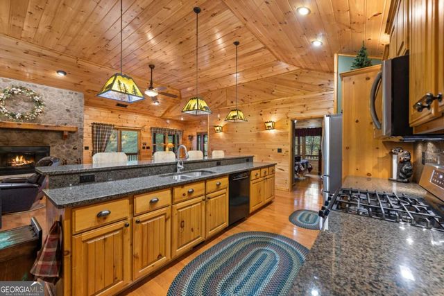 34 Smokey Ridge Lane, Morganton, GA 30560