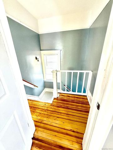 30 Manitou Avenue 2, Poughkeepsie, NY 12603