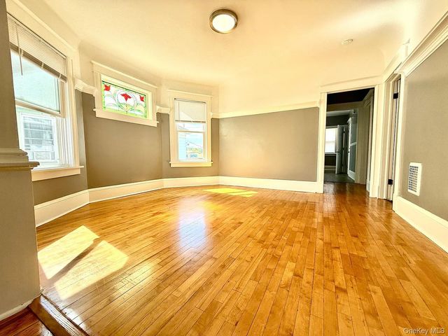 30 Manitou Avenue 2, Poughkeepsie, NY 12603