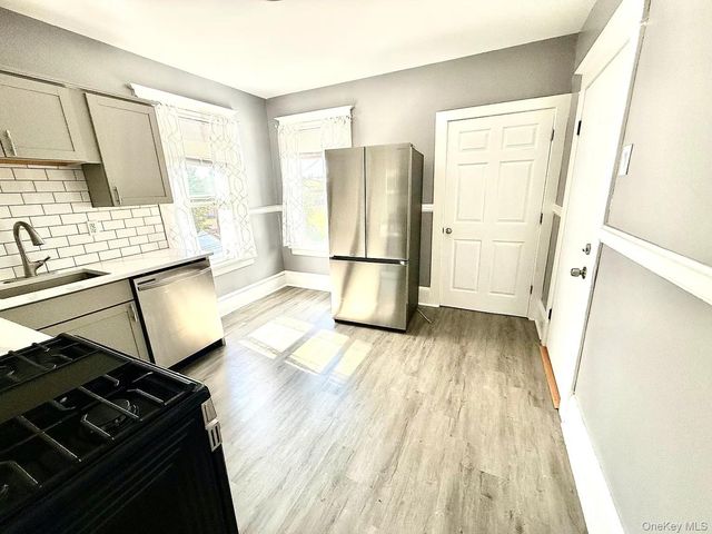 30 Manitou Avenue 2, Poughkeepsie, NY 12603