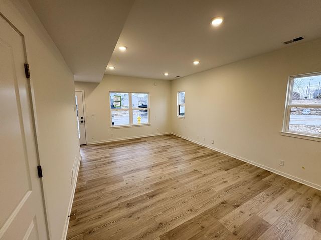 2817 Foxglove Lane, Kentwood, MI 49512