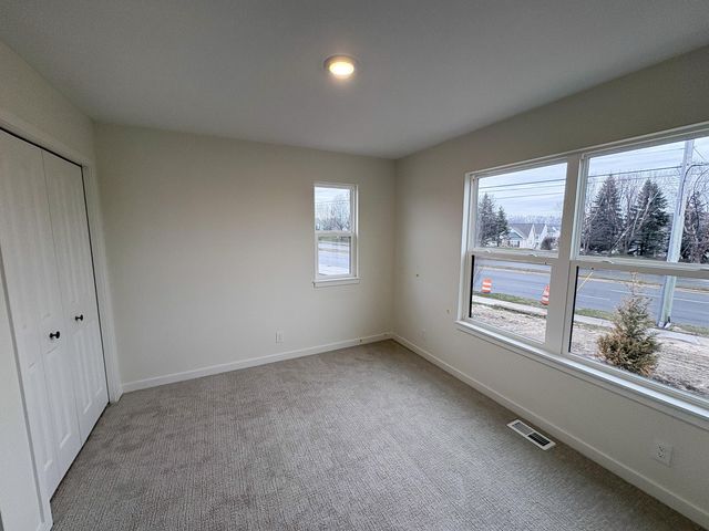 2817 Foxglove Lane, Kentwood, MI 49512