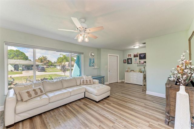 22391 NEW YORK AVENUE, Port Charlotte, FL 33952